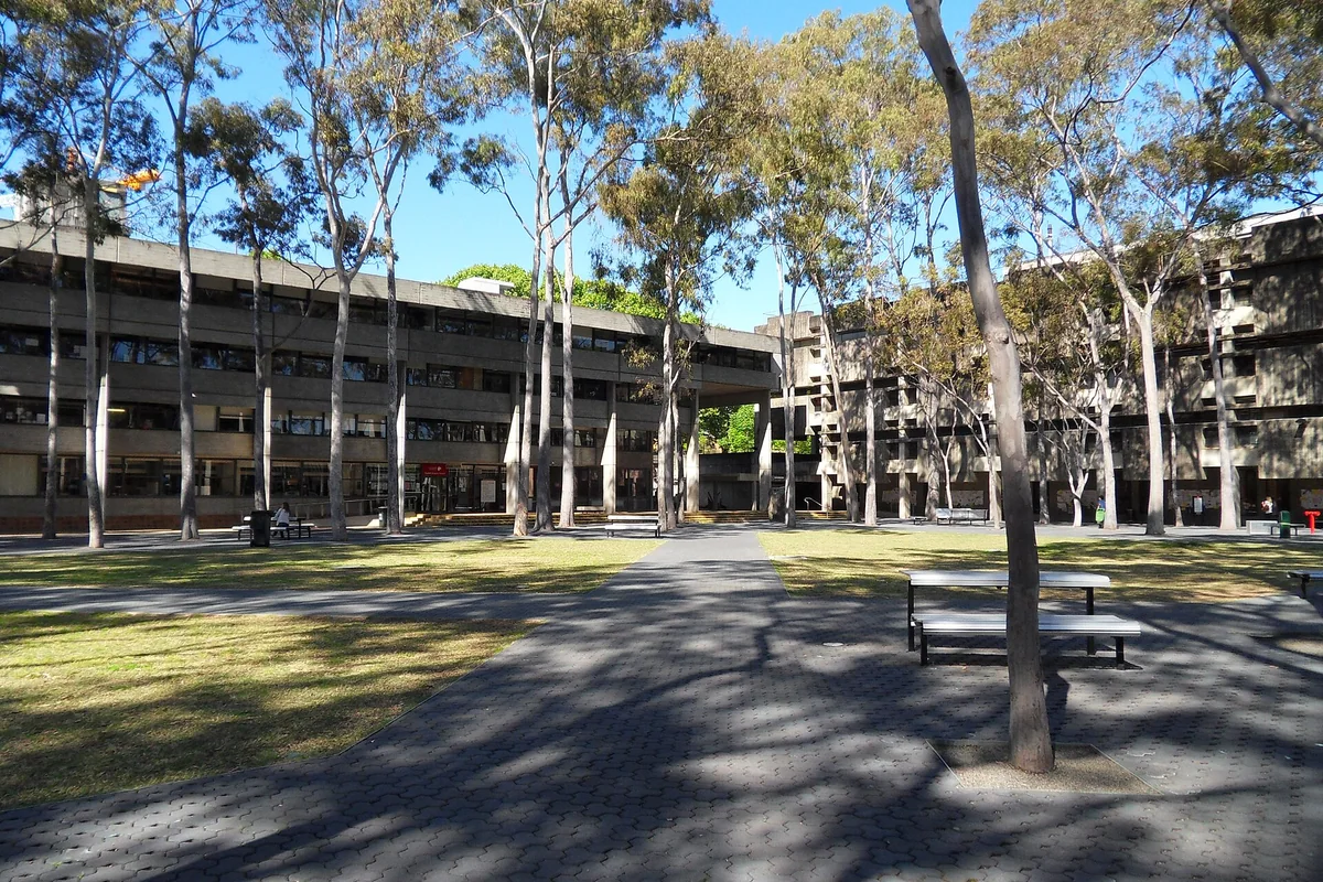 Macquarie University